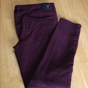 Maroon AE skinny jegging